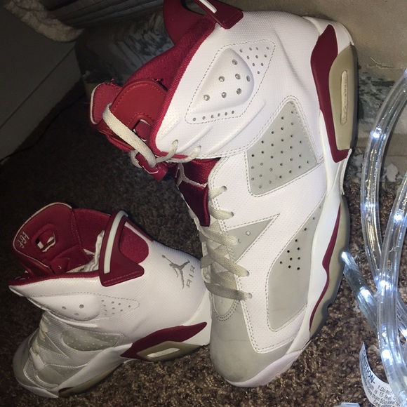 Retros Jordan’s - Picture 4 of 5